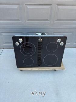 30 Jenn-air JED8430BDB 4-Burner Electric Cooktop Downdraft Vent Radiant Black 30 Jenn-air JED8430BDB 4-Burner Electric Cooktop Downdraft Vent Radiant Black