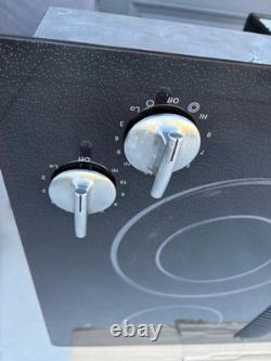 30 Jenn-air JED8430BDB 4-Burner Electric Cooktop Downdraft Vent Radiant Black