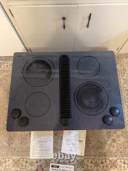 Jenn Air 30 Black Electric Cooktop 4 Burner With Downdraft JED8430ADW