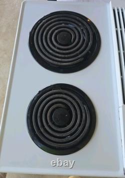 Jenn-Air Electric Downdraft Cooktop CVE1400W Hardly Used