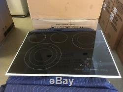 W10622120 Jenn-Air Range Oven Cooktop Glass & Frame Only Stainless Steel